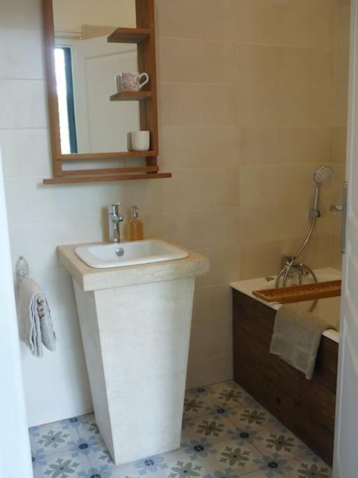 Le Presbytere - Touillon, Jacuzzi, 4 Chambres Pour 10 Екстер'єр фото