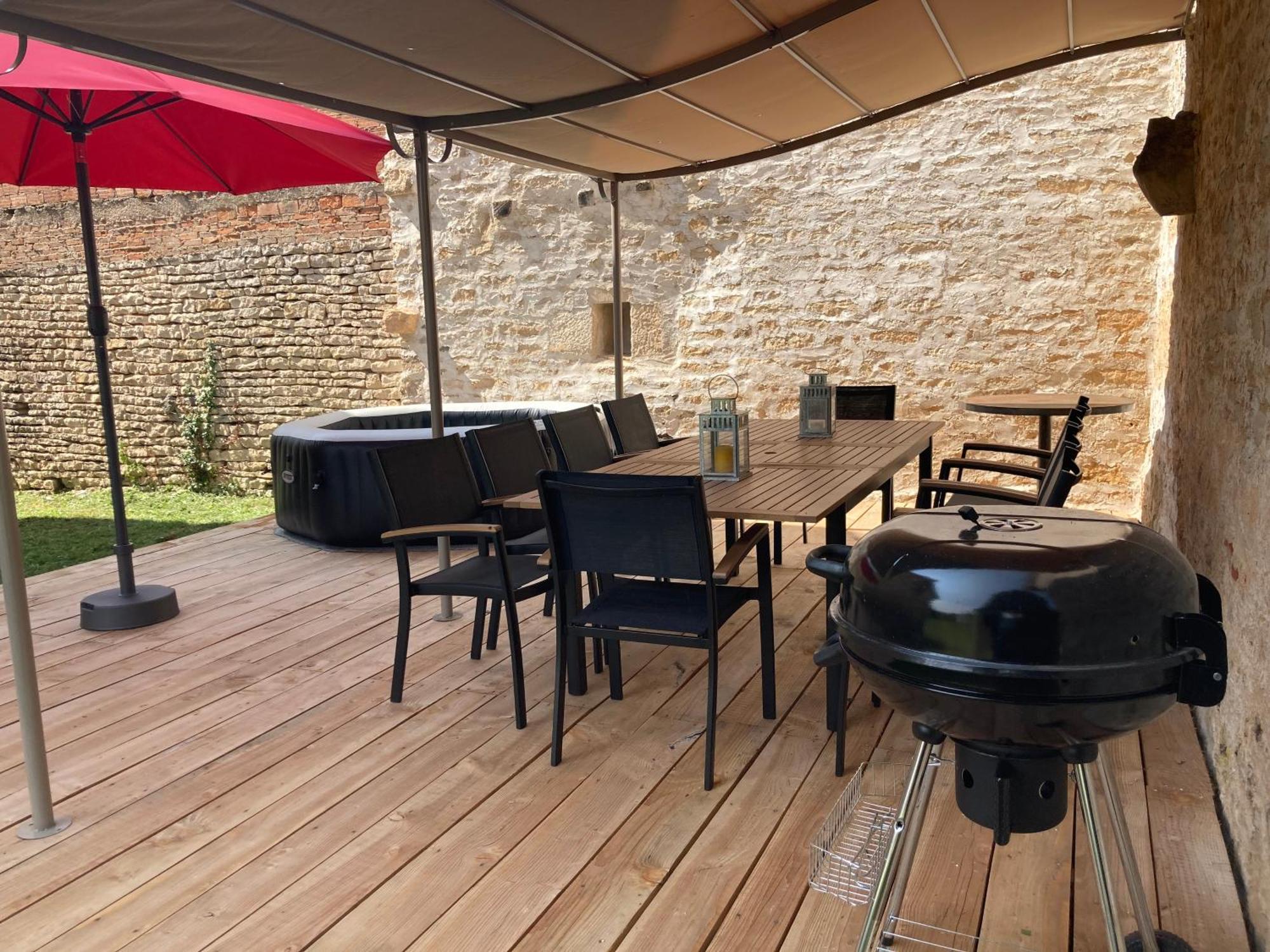Le Presbytere - Touillon, Jacuzzi, 4 Chambres Pour 10 Екстер'єр фото
